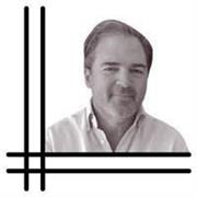 Ingeniero Industrial y master en Digital Business por Esade ofrece clases de distintas materias en la gestión de proyectos de tecnologías, marketing digital, matemáticas, física o dibujo técnico a distintos perfiles en Sevilla y de forma remota